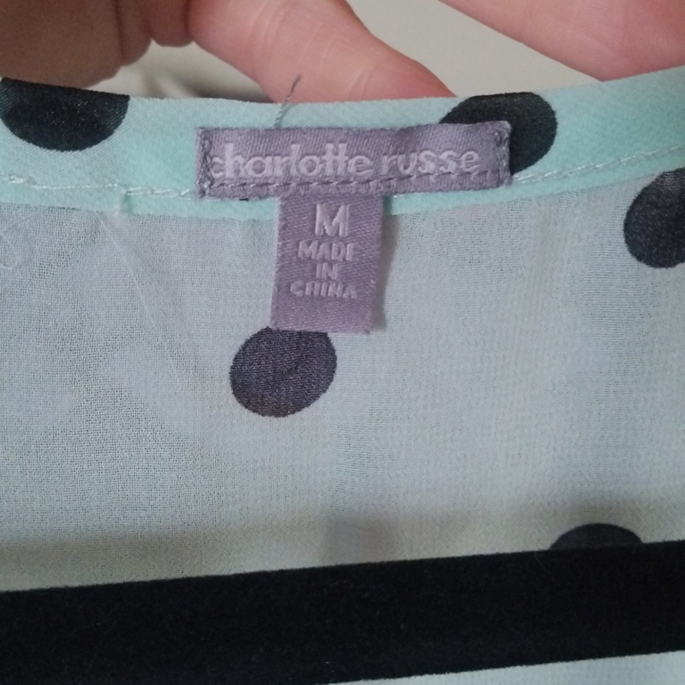 Women's Polka Dot Blouse Size Med Charlotte Russe - Picture 6 of 6